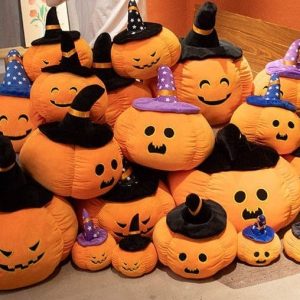 Peluche citrouille de la peur pour Halloween