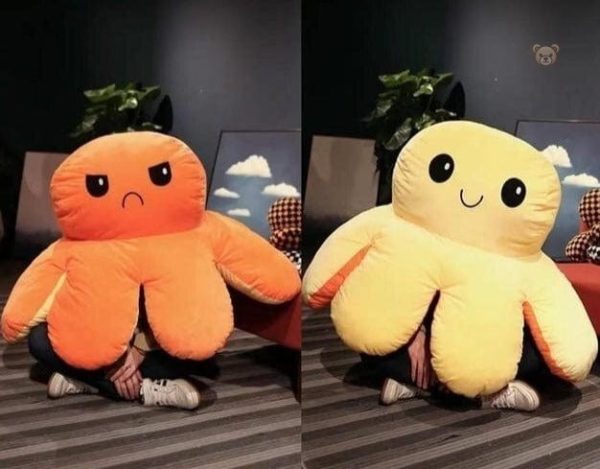Peluche géante à thème marin, pieuvre réversible