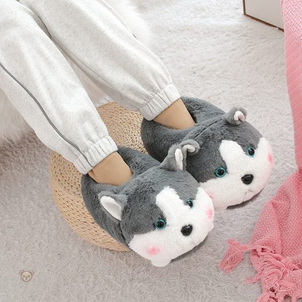 Chausson doux en peluche, design husky pour un confort optimal