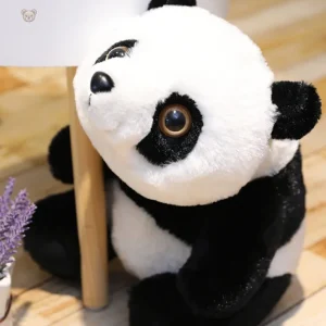 Doux panda en peluche, parfait pour les câlins