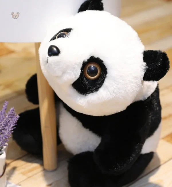 Doux panda en peluche, parfait pour les câlins