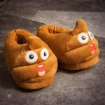 Chausson en peluche émoji content