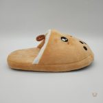 Chaussons en peluche à l'apparence de bébés animaux