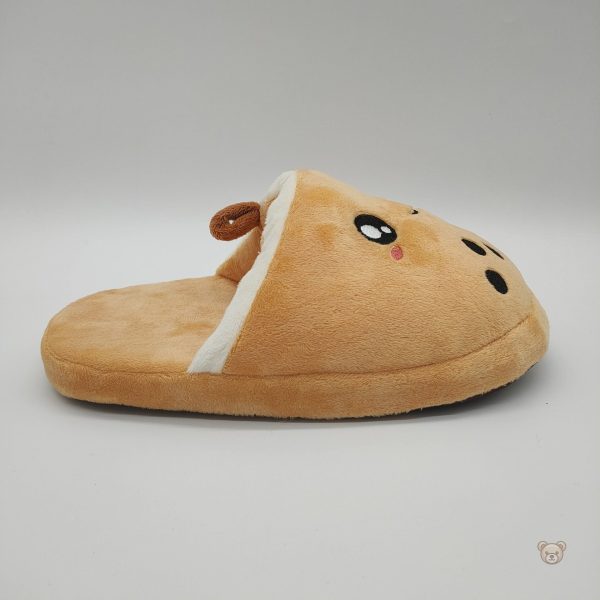 Chaussons en peluche à l'apparence de bébés animaux