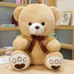Ours en peluche doux, idéal pour les câlins