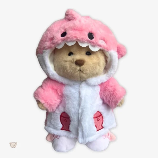 Ours en peluche dans un costume de requin