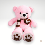 Ours en peluche mignon avec cœur