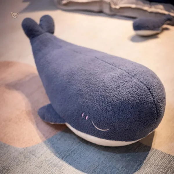 peluche-baleine-grande-et-bleue-1