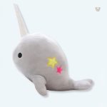 Peluche baleine grise douce et câline pour enfants