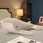 Peluche géante baleine câline en tissu doux