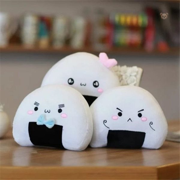 peluche-bol-de-riz-squishmallow-blanc-et-noir-1 Peluche squishmallow bol de riz blanc et noir