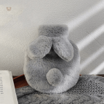 Peluche lapin, allié contre le froid