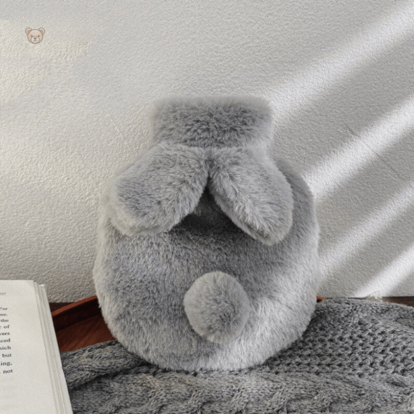 Peluche lapin, allié contre le froid