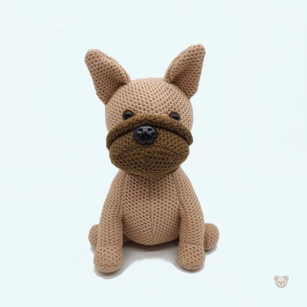 peluche-bouledogue-crochet-doux-compagnon-maison-cozy-1 Peluche bouledogue crochet doux et confort pour la maison