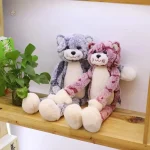 Peluche chat rose, parfait compagnon pour enfants
