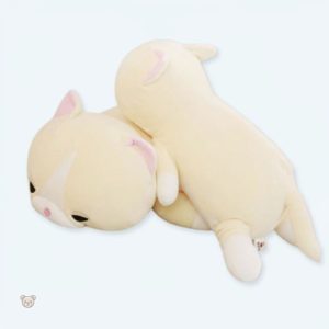 Peluche chat doux assoupi pour un confort cocon
