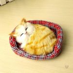 Chat en peluche pour moments de détente