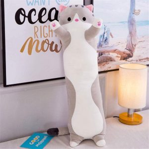Peluche douce représentant un chat allongé
