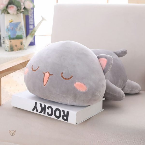 Chat en peluche à langue sortante, compagnon de jeu adorable