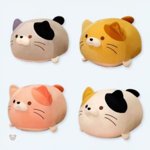 Peluche chat douce pour un confort cocooning en chambre d'enfant