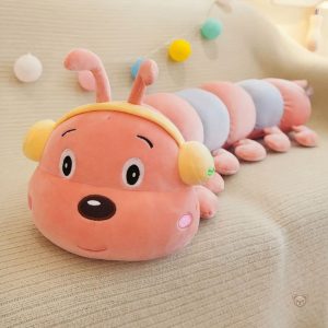 Peluche douce en forme de chenille colorée pour déco enfant