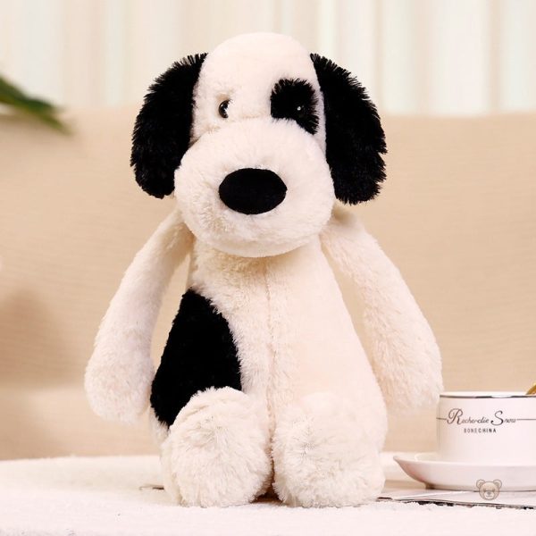 peluche-chien-blanc-avec-un-oeil-noir-1 Peluche chien blanc avec un œil noir, douce et câline