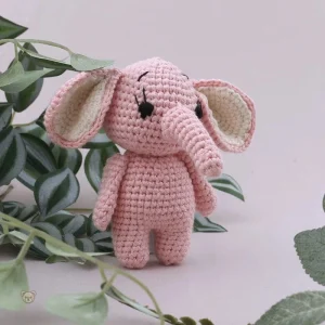 Peluche éléphant rose, textile crochet