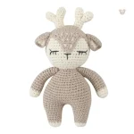 Peluche crochet faon gris, douce et câline