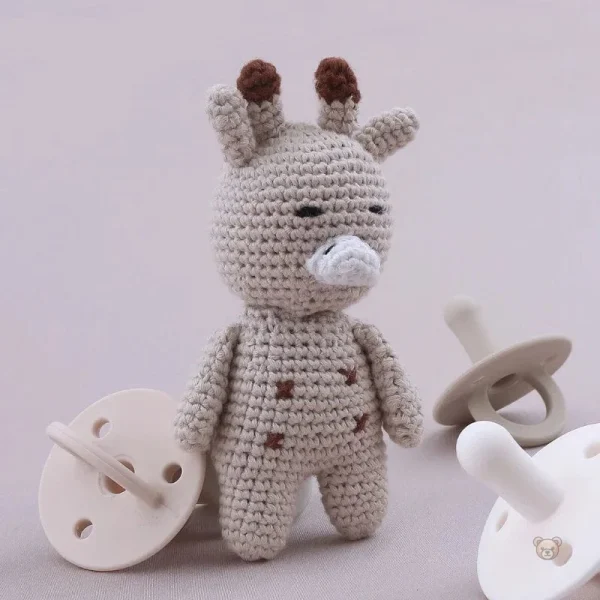 Peluche girafe en crochet douce et mignonne