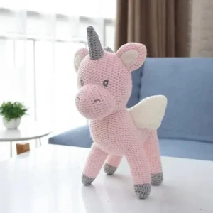 Peluche licorne rose en crochet douce et colorée
