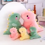 Peluche dinosaure coloré et mignon