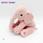 Joli éléphant en peluche, compagnon idéal