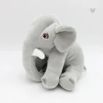 Peluche éléphant douce et affectueuse