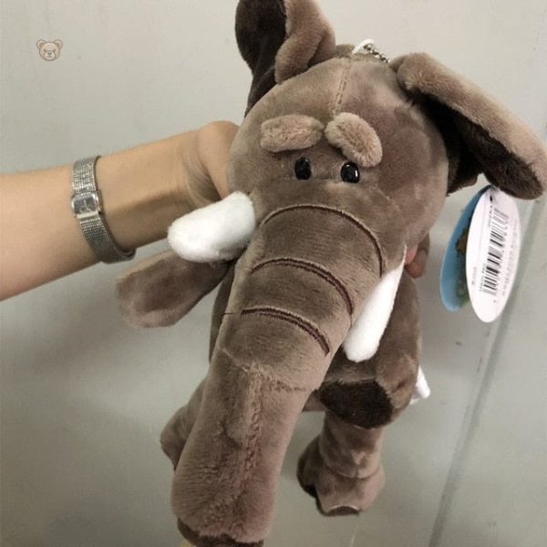 peluche-elephant-aux-longues-defenses-1 Peluche éléphant aux longues défenses douce et câline