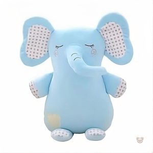 Câlin avec l'éléphant bleu, compagnon tendre en peluche