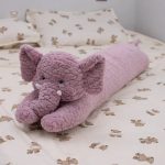 Peluche éléphant adorable, compagnon de jeu et de réconfort