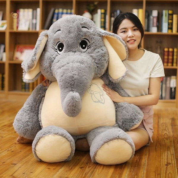 Coussin éléphant en peluche pour chambre enfant