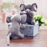 Jouet en peluche éléphant, parfait pour les câlins