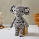 Peluche hochet éléphant idéale pour les petits jeux éducatifs