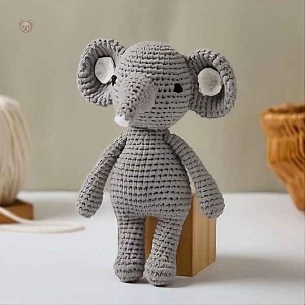 Peluche hochet éléphant idéale pour les petits jeux éducatifs