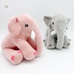 Peluche éléphant adorable, un cadeau qui fait sourire