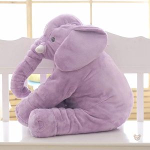 Éléphant en peluche doux et coloré, parfait pour câlins