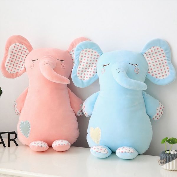 Éléphant en peluche rose, accessoire cosy pour chambre d'enfant