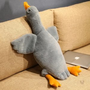 Canard en peluche avec ailes douces et petites