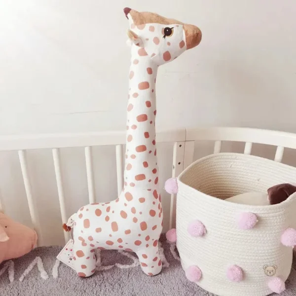 peluche-girafe-au-tres-long-cou-1