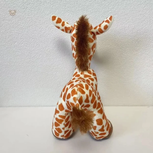 Peluches girafe, compagnon parfait pour jouer et dormir