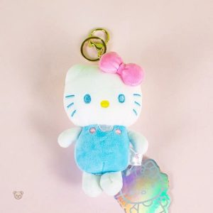 Peluche Hello Kitty unie pour décorer une chambre d'enfant