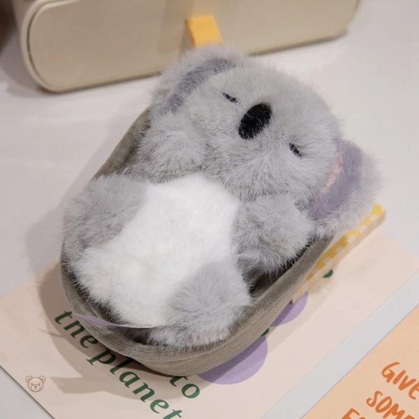 Peluche koala en nid douillet pour une ambiance chaleureuse