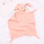 Peluche lapin, compagnon doux pour les moments de jeu