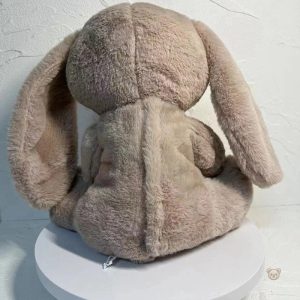 Doudou lapin doux idéal pour les nuits tranquilles